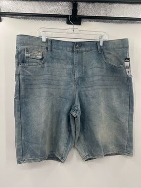 Size 42   Ecko Unlimited 759 Relaxed Jean  shorts   NWT